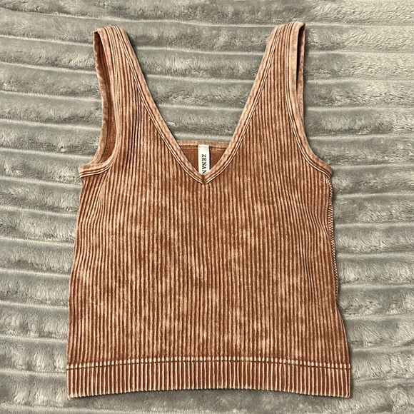 🤎NWOT Zenana Padded Ribbed Mineral Wash Crop Tank Top Sz S/M Nylon & Spandex - Picture 13 of 16